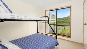 11 Glen Street, Surf Beach - Image 4