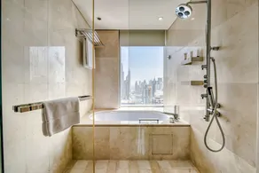 Pristine 3BR at The Address Residences Dubai Marina by Deluxe Holiday Homes - Image 5