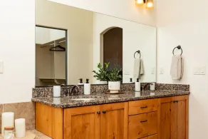 New! Breathtaking views with community amenities - Image 4