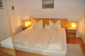 Anémone Apartment with 2 separate bedrooms and a living room with a kitchen - Image 3