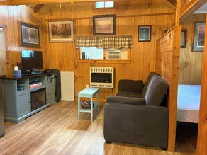 Beautiful Sunset Lake cabin rental - Image 4