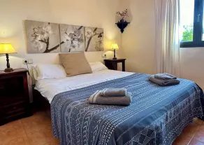 Fritstående finca, privat pool, panoramaudsigt, Internet, beliggende i udkanten af ​​landsbyen - Image 5
