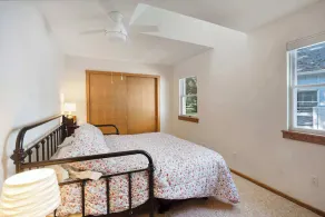 Lagoon Lodge: North Fork,Charming 3Br, Waterfront - Image 4