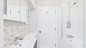 Charming 2-bed Family Cottage Your West Bay Retreat - Image 2