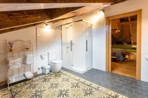 Llanes, 6 double rooms with bathroom - Image 4