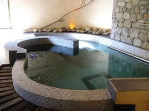 PRETTY VINEYARD COTTAGE ON PROPERTY 12 MINS FROM BANDOL AND BEACHES CLIM SWIMMING POOL - Image 2