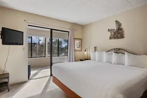 Bridge End 1 Bedroom Condo #206 by RedAwning - Image 3