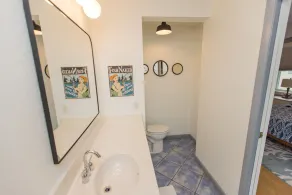 Welcoming Beach Cottage With Hot Tub & Fire pit, Just 1 ½ Blocks To The Beach! - Image 4