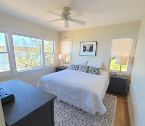 Spectacular 3BR Waterfront Home with Private Sandy Beach &180° Commanding Views! - Image 5