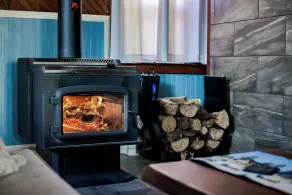 Trinity Airbnb - Tidigare kyrka konverterade till öppet koncept hem - Image 2