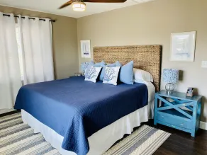 Near beach, includes golf cart , bikes , kayaks and pool , 5 stars. NCIC member - Image 4