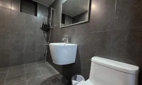 T hotel - Image 2