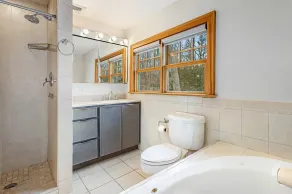 Seashell – Short Walk to Long Beach, Heated Pool & Best Sunsets in the Hamptons - Image 2
