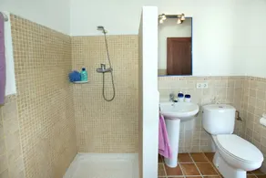 Bella Villa Moya con Piscina Privata e vista Mozzafiato - Image 3