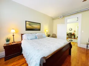 Charming & Inviting Apartment in Historic Downtown Paris, Ky. - Image 5