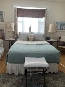 Brookside Cottage is a beautiful open concept doll house stay for two. - Image 5