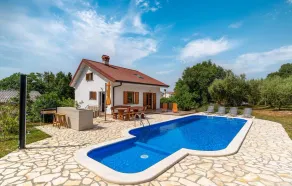 Lovely home in Buzet with sauna - Image 3