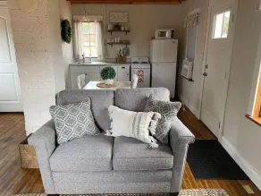 The Little House - Image 4