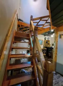 Bigfoot Inn -cabin with loft -near Illinois River - Image 2