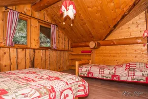 Sublime chalet rondins de 140 m² en lisière de forêt et ruisseau, La Bresse, wifi - Image 5