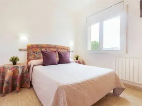Magnifique maison de vacances avec piscine privée, WIFI, bain à remous, TV, patio et animaux admis - Image 5