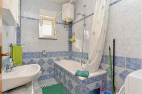Holiday apartment with air conditioning - Image 2