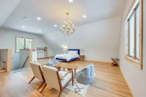 2Br Hilltop Retreat on 12 Acres! Vast Trail Access - Image 5