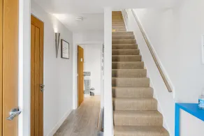 Exceptional four-storey townhouse with stunning sea views - Image 2