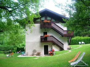 Demadonna \"PUR\" unit B ground floor, 50 sqm-independent entrance- 4 pax, 1 room - Image 5