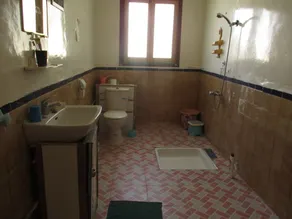 quiet room for rent - Image 4