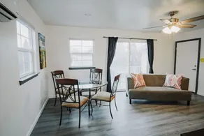 Quite Studio w/ Patio and Laundry - Image 5