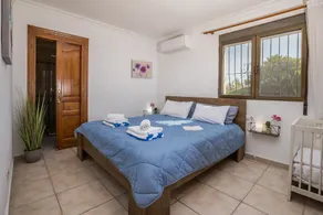 Lyxvistelse: villa med pool, jacuzzi, bastu, havsutsikt och WiFi - Image 2