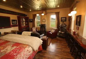 1916 Skolehus i nærheden af Yellowstone-hesteture, lynlåsforing, rafting, vandreture - Image 3