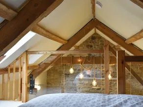 You’ll love this romantic bolthole. - Image 5