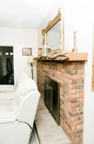 Historic 1880 Farmhouse with Modern Southern Charm - Image 3