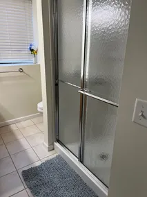 2 Bedroom; 30 Day Min; Must Email ID to Confirm stay; Professionals Only - Image 2