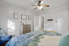 Clean and Stylish Home- walking distance to Tulsa Expo and Route 66. - Image 5