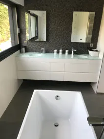 Villa d'exception, piscine, vue mer, plage à 100M - Image 3