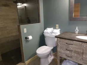 Modern and Cozy Ski Condo - Image 3