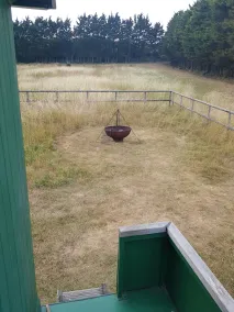 Shepherd's Hut set in private meadow - Image 5