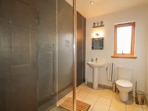 DOLCE CASA, family friendly, with open fire in Grantown-On-Spey - Image 5