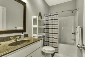 Exquisite Pet Friendly Condo Conveniently Located Close to the Fun In Branson - Image 5