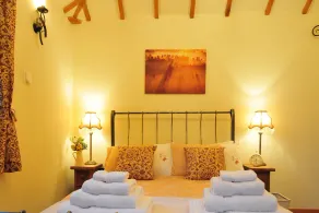 The Bothy - Cosy ground floor accommodation in restored stables. Dogs welcome - Image 4