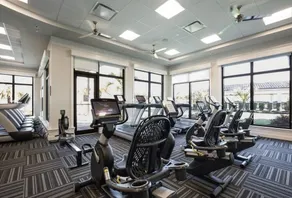 Golf, Pools, Shops in highly Desired Lakewood National Golf Club - Image 2
