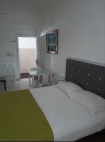 Quiet and comfortable room in the center. B&B # 3 - Image 4