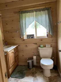 Log cabin~hiking, hunting, skiing, with direct snowmobile trail access. - Image 3