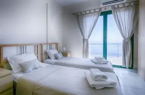 4 Villas with Sea View and beach front - Image 3