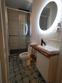 Studio City Center Rive de Gier | Netflix Wifi Ideal Displacement Pro - Image 2