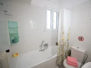 Cozy flat on the main square, 10min to the sea - Image 4