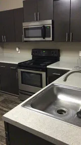 Lovely 1 bedroom condo - Image 5